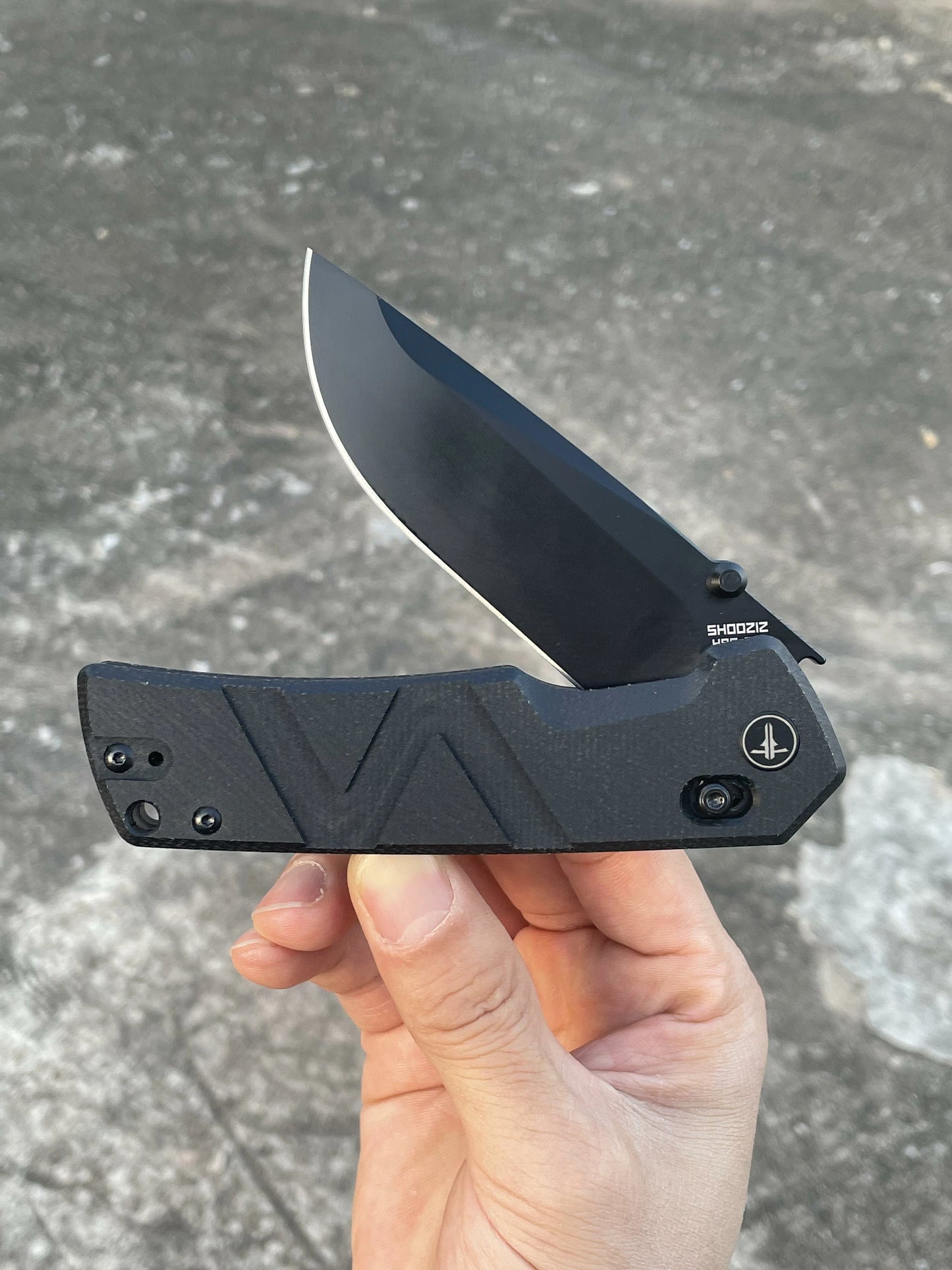 SHOOZIZ™ HAN310-BMB,Axis Lock,3.94"14C28N Steel Black PVD Blade,Black Micarta Handle
