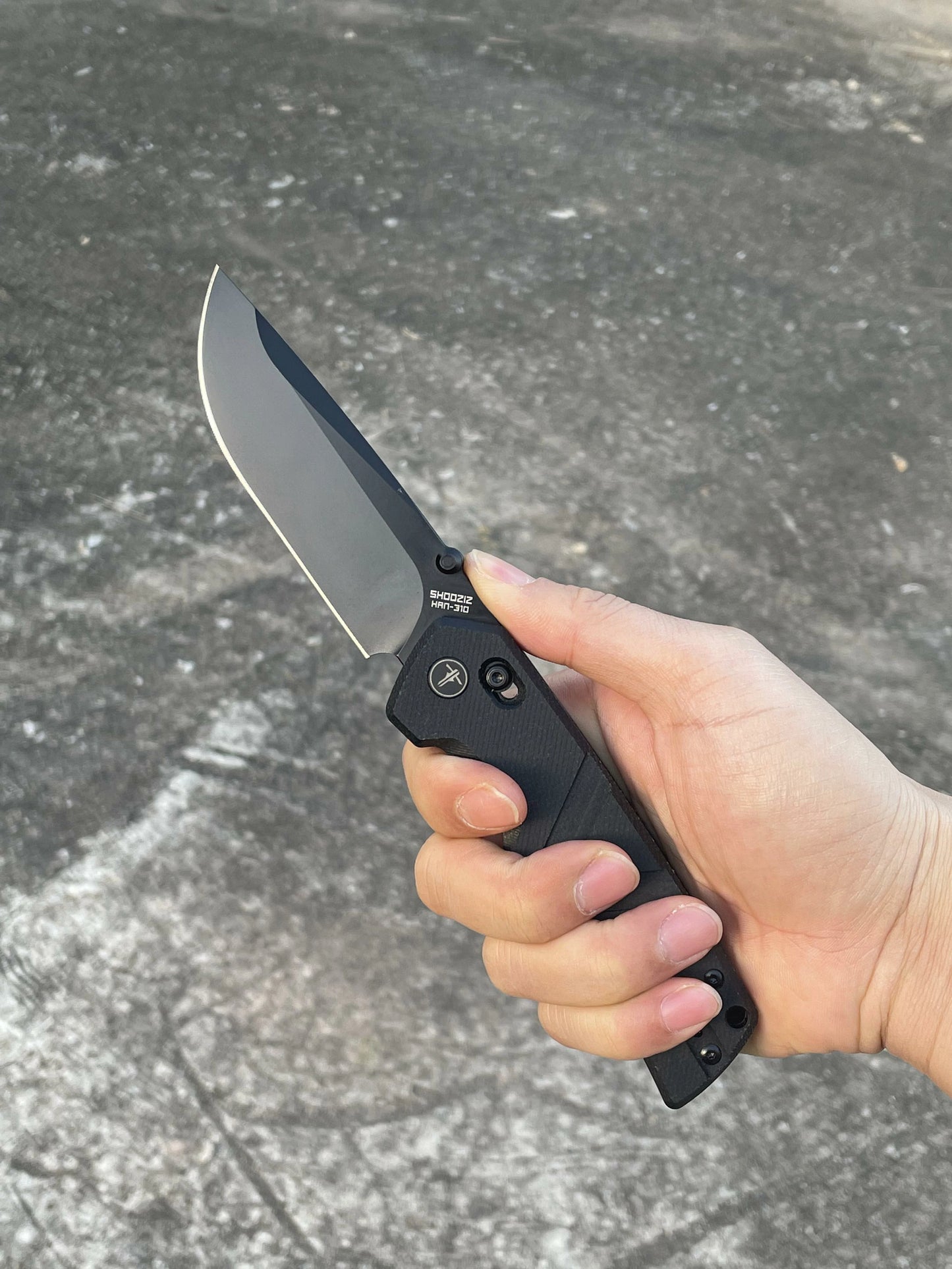 SHOOZIZ™ HAN310-BMB,Axis Lock,3.94"14C28N Steel Black PVD Blade,Black Micarta Handle