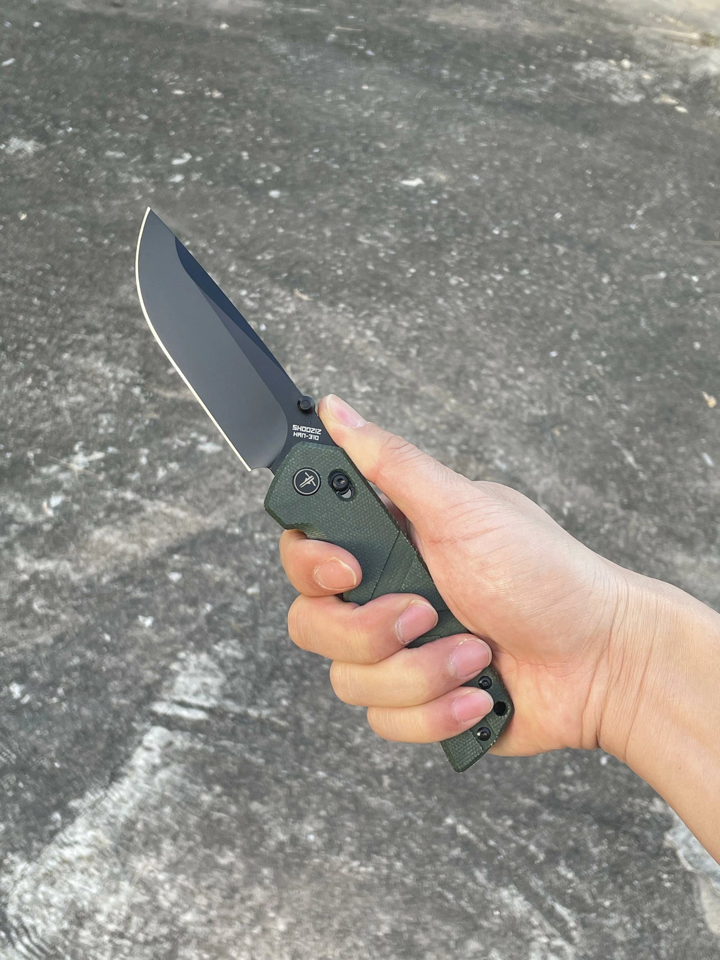 SHOOZIZ™ HAN310-GMB,Axis Lock,3.94"14C28N Steel Black PVD Blade,Green Micarta Handle