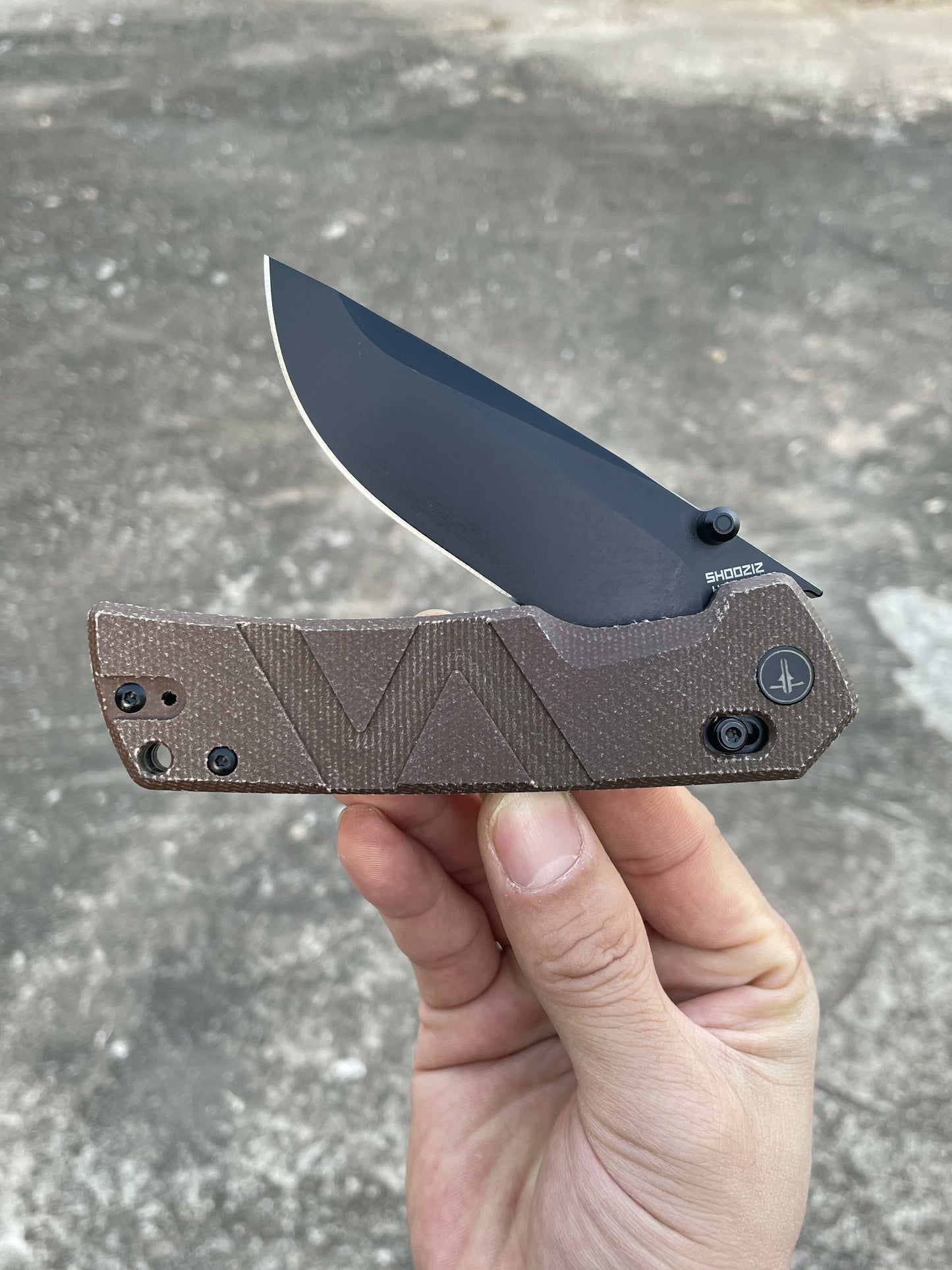 SHOOZIZ™ HAN310-bMB,Axis Lock,3.94"14C28N Steel Black PVD Blade,Brown Micarta Handle