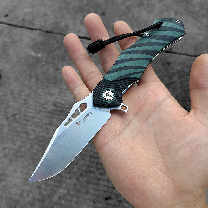 SHOOZIZ™ XUN115-GBGS,Liner Lock,3.55"D2 Steel Satin Blade,Green+ Black G10 Handle