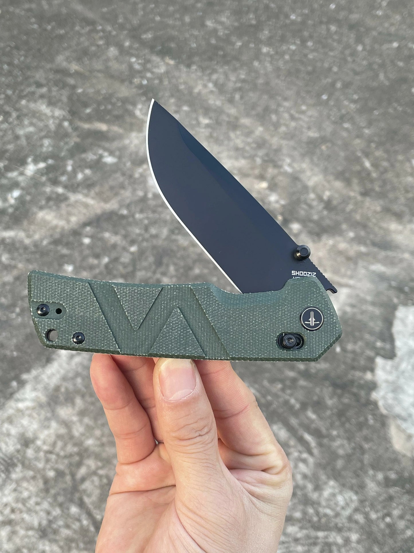 SHOOZIZ™ HAN310-GMB,Axis Lock,3.94"14C28N Steel Black PVD Blade,Green Micarta Handle