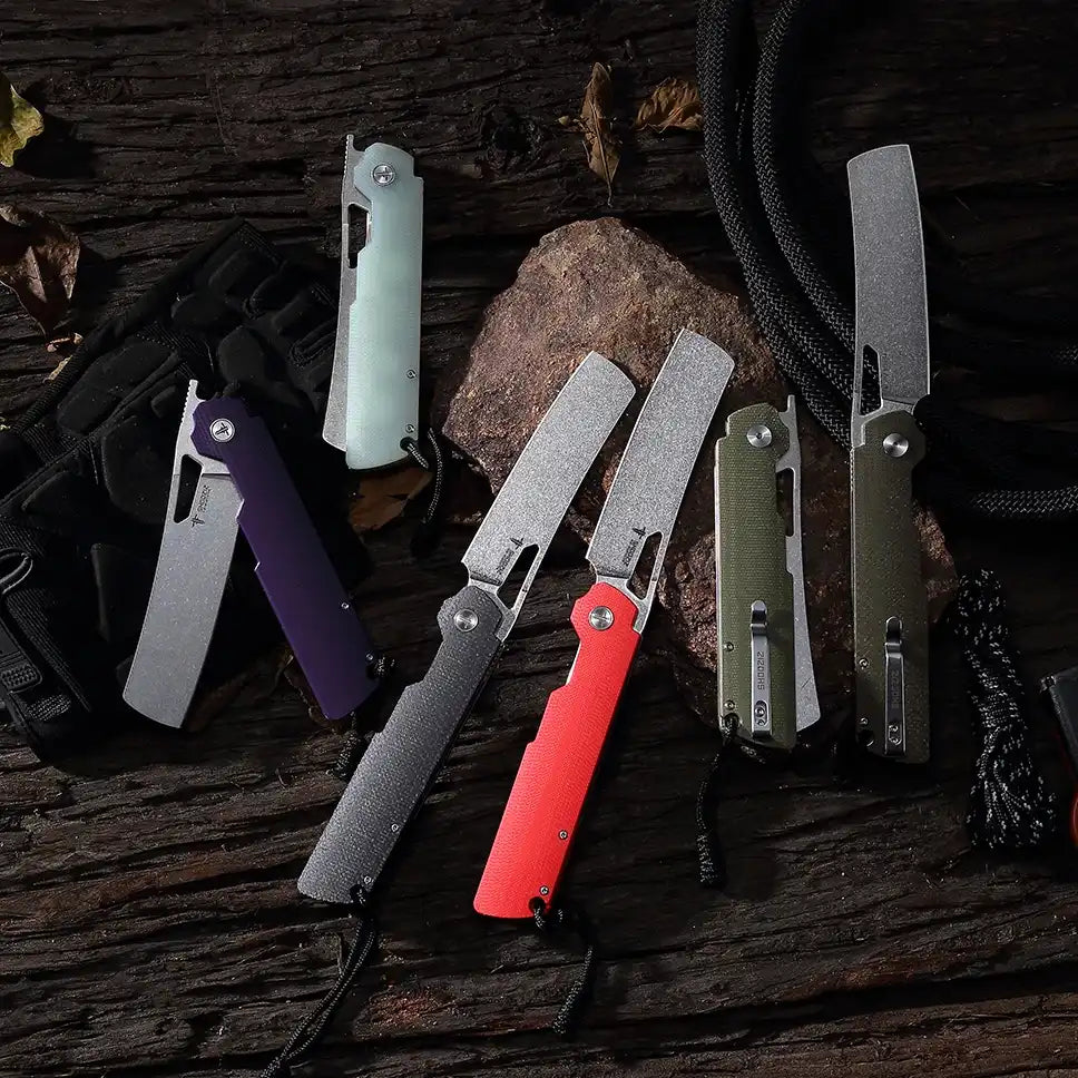 SHOOZIZ XUN Series collection display with XUN119A model, jade G10 handle and satin D2 blade, tactical everyday carry knives.