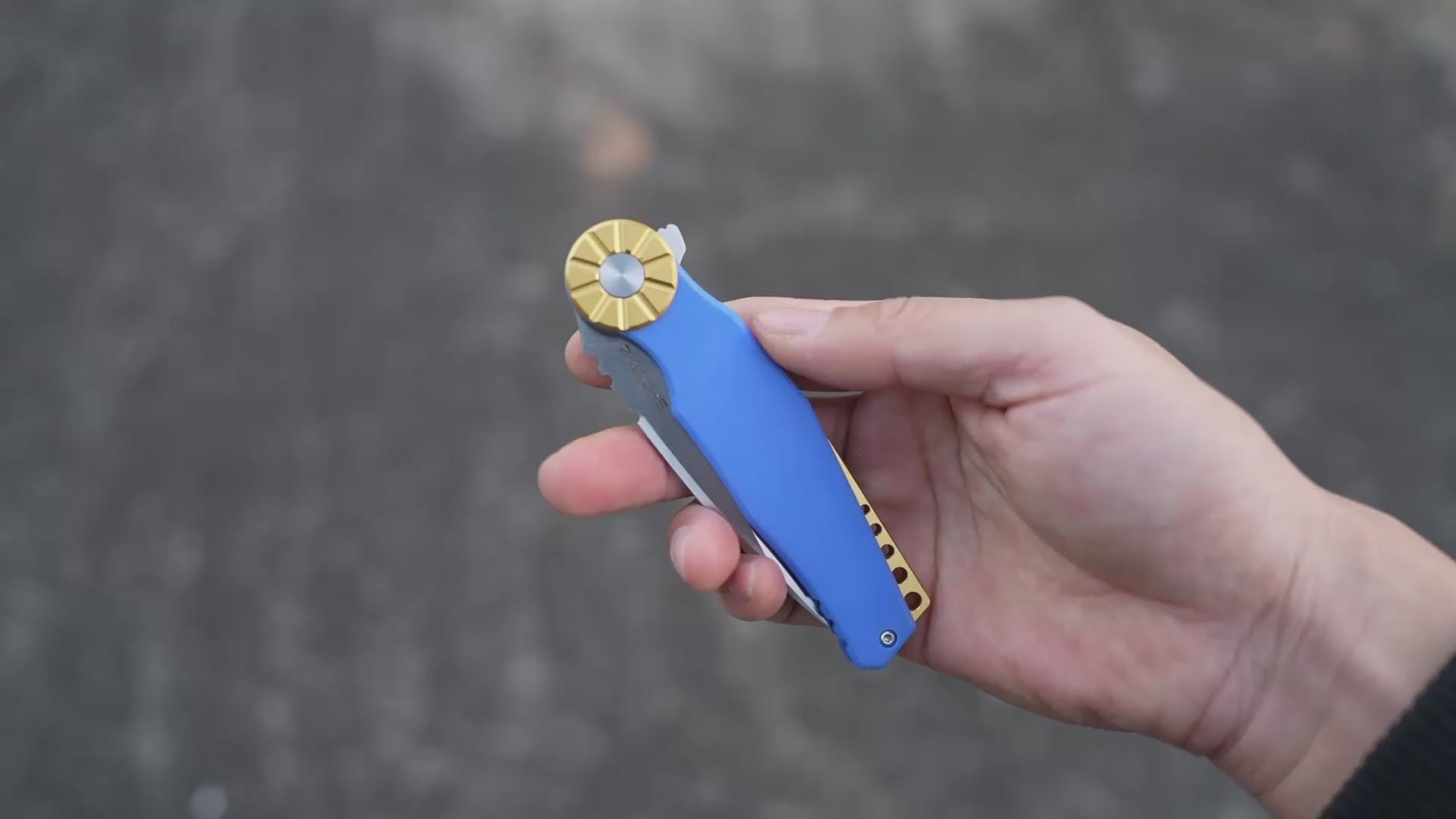 SHOOZIZ KILA LGS - Gold & Blue EDC Pocket Knife – SHOOZIZ Knives Store