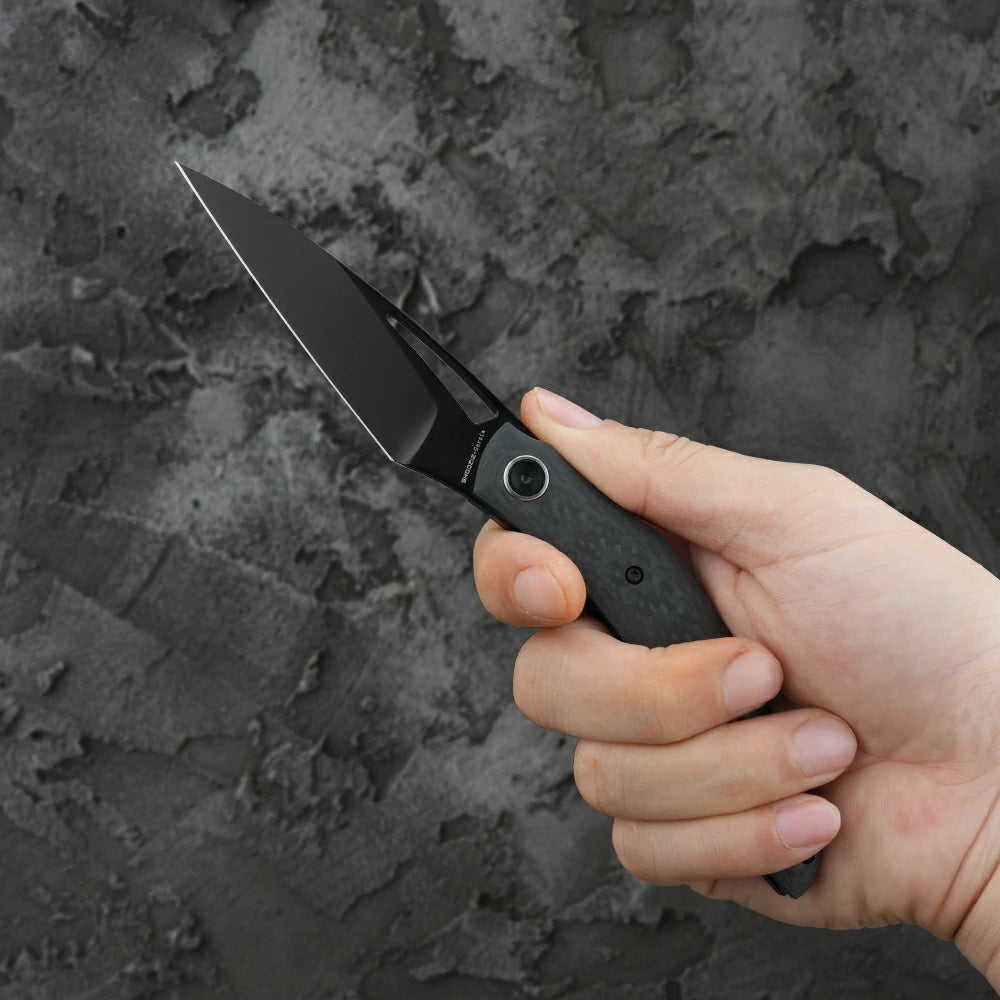 SHOOZIZ Garsia-CB everyday carry knife, carbon fiber handle, black PVD M390 blade, grey-black titanium clip, 60 HRC