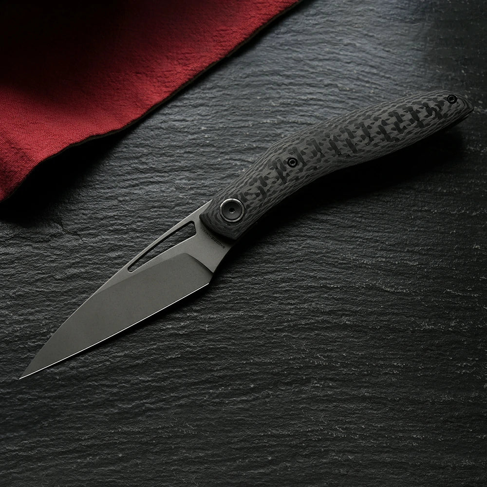 SHOOZIZ Garsia-CST M390 steel blade folding knife, stonewashed, carbon fiber, triple collaboration, 3.41 oz