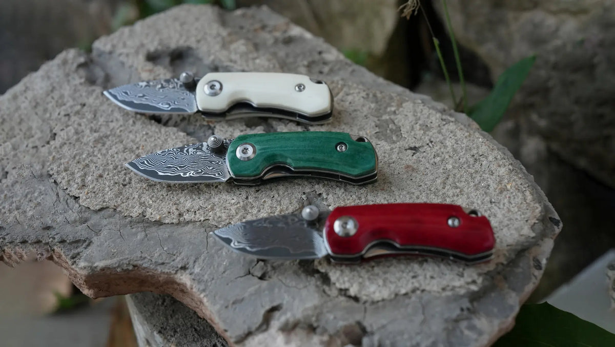 YA Series – SHOOZIZ Damascus folding knife with OX handle